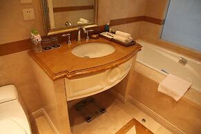 Crowne Plaza Qingdao Ocean Spring Resort by IHG