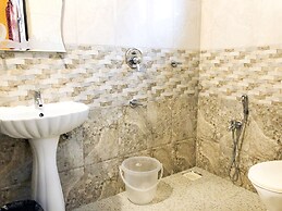 Veronica Guest House