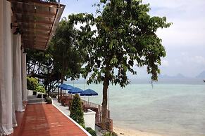Koh Ngai Cliff Beach Resort