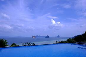 Koh Ngai Cliff Beach Resort