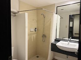 Circle Inn - Iloilo City Center