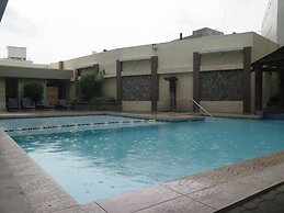 Circle Inn - Iloilo City Center