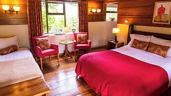 Poas Volcano Lodge