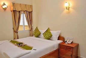 Green Centre Point Inn