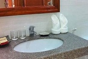 Green Centre Point Inn