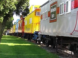 Red Caboose Motel