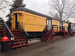 Red Caboose Motel
