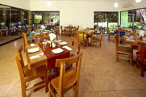 Hotel La Aldea del Halach Huinic