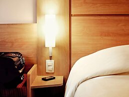 Ibis Canoas Shopping