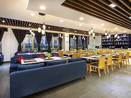 ibis Saigon South