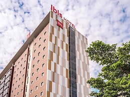 ibis Saigon South