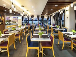 ibis Saigon South