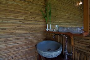 Palm Village Resort & Spa