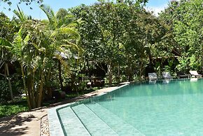 Palm Village Resort & Spa