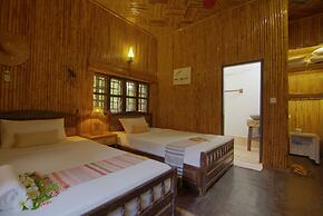 Palm Village Resort & Spa