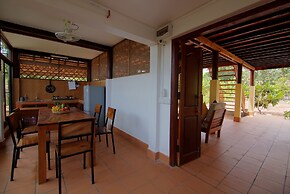 Palm Village Resort & Spa