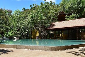 Palm Village Resort & Spa