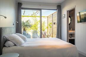 Lafitenia Resort