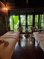 Ambong Rainforest Retreat
