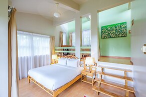 Ambong Rainforest Retreat