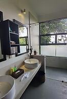 Ambong Rainforest Retreat