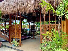 Palms Cove Resort