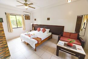 Palms Cove Resort