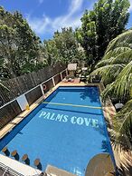 Palms Cove Resort