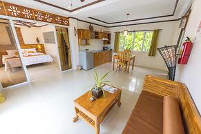 Palms Cove Resort