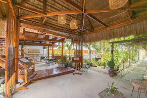 Palms Cove Resort
