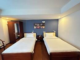 A25 Hotel - 137 Nguyen Du DN