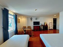 A25 Hotel - 137 Nguyen Du DN