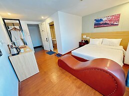 A25 Hotel - 137 Nguyen Du DN