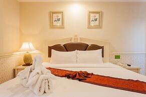 The Airport Greenery Hotel