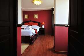 The Airport Greenery Hotel