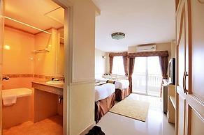 The Airport Greenery Hotel