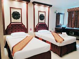 The Airport Greenery Hotel