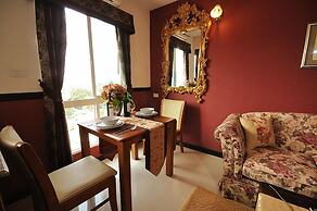 The Airport Greenery Hotel