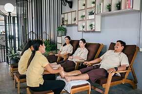 Grand Howard Hotel Bangkok