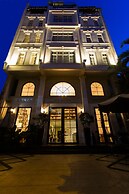 The Alcove Library Hotel