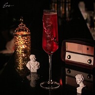 The Alcove Library Hotel