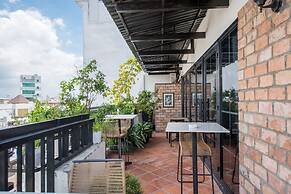 The Alcove Library Hotel