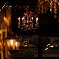 The Alcove Library Hotel