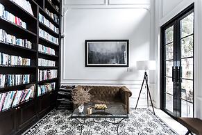 The Alcove Library Hotel