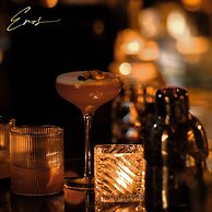 The Alcove Library Hotel