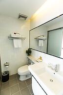 The Alcove Library Hotel