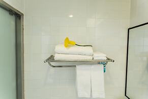 The Alcove Library Hotel