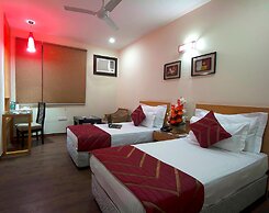 Hotel Metropolitan Karol Bagh