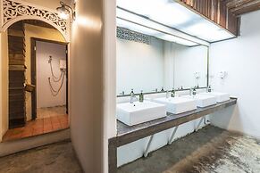 Suneta Hostel Khaosan