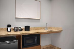 Hampton Inn & Suites Williston